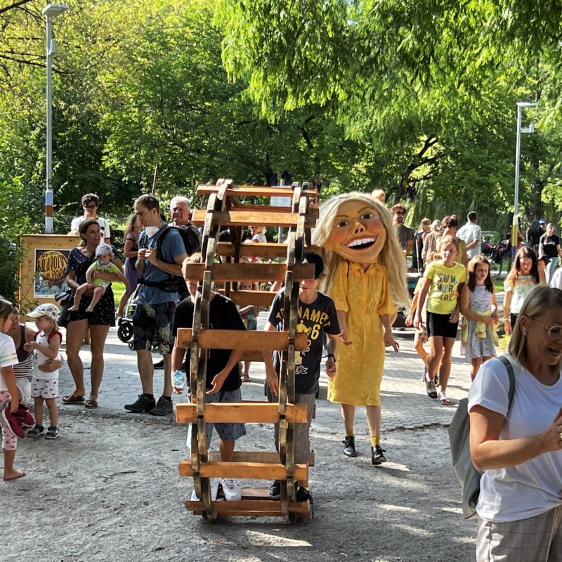 KRAPOLDI Festival | Parade